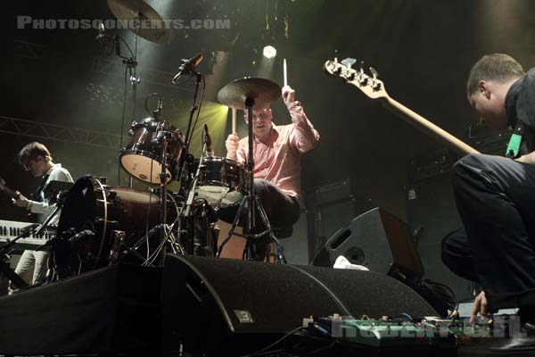 BATTLES - 2015-05-23 - PARIS - Espace Charlie Parker - Grande Halle - 